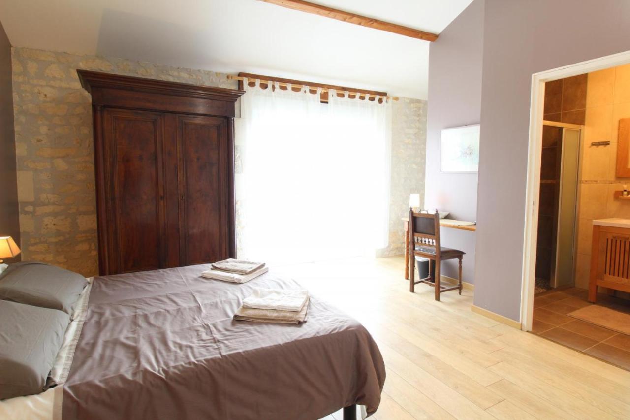 Le Domaine De Bellevue Bed & Breakfast Tanzac Екстериор снимка