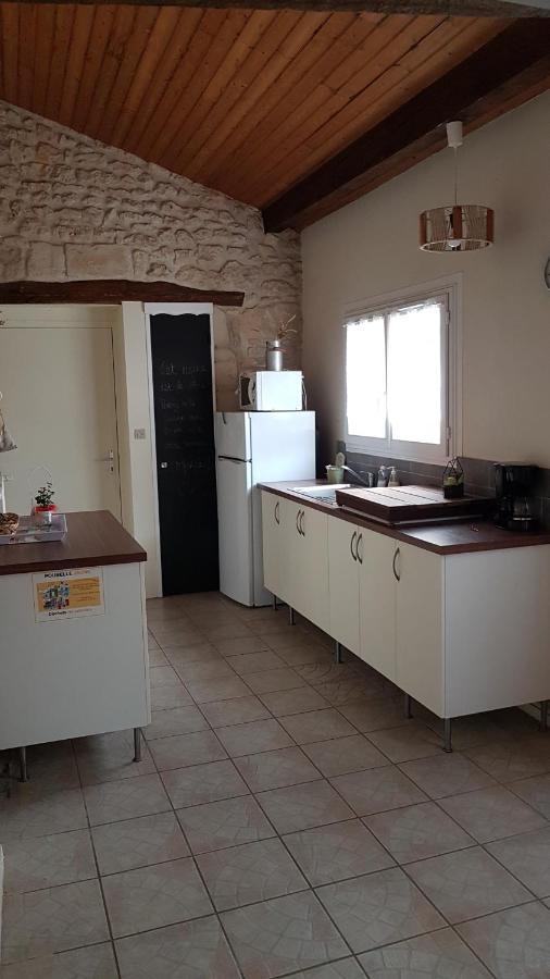Le Domaine De Bellevue Bed & Breakfast Tanzac Екстериор снимка