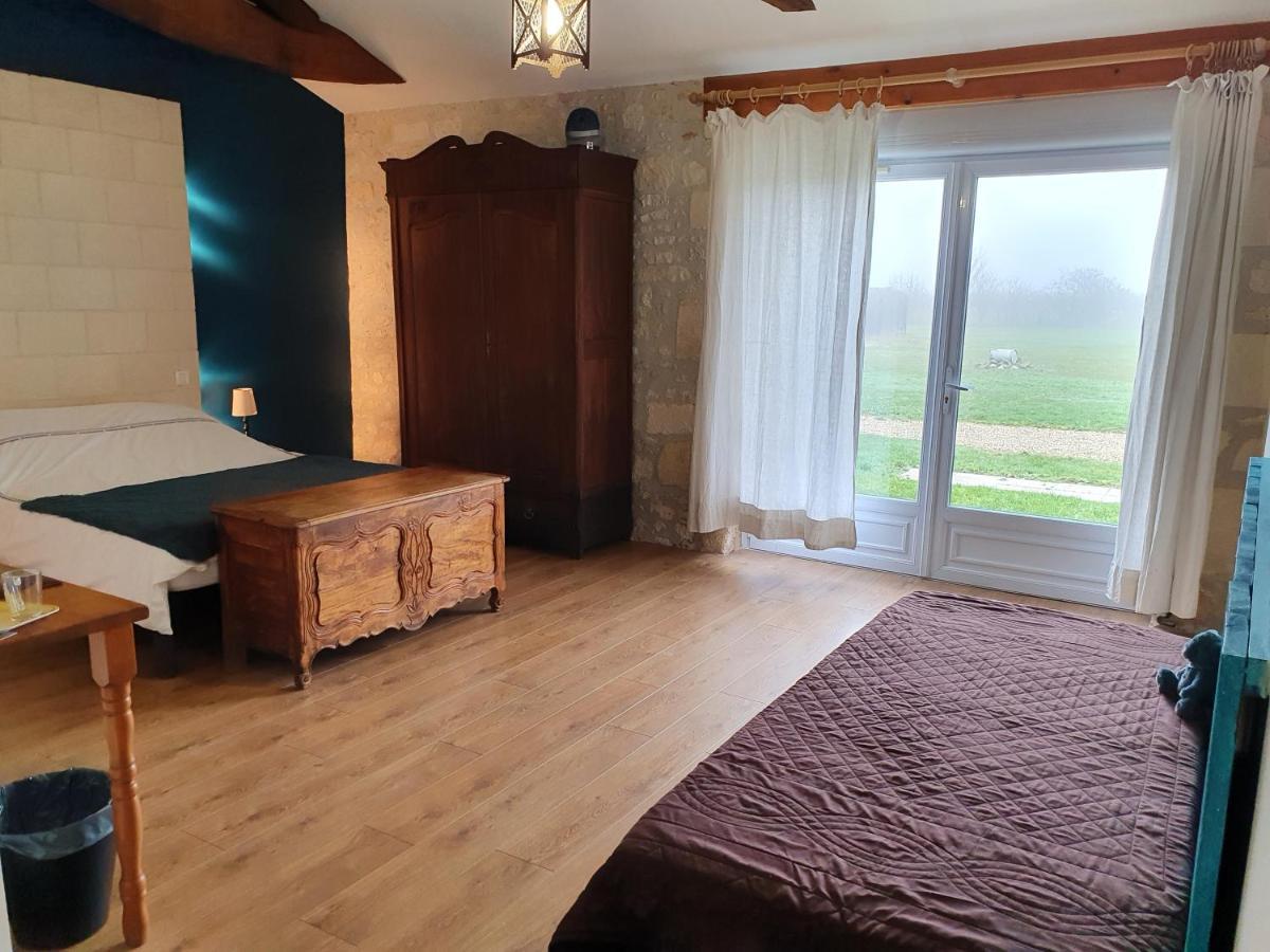 Le Domaine De Bellevue Bed & Breakfast Tanzac Екстериор снимка